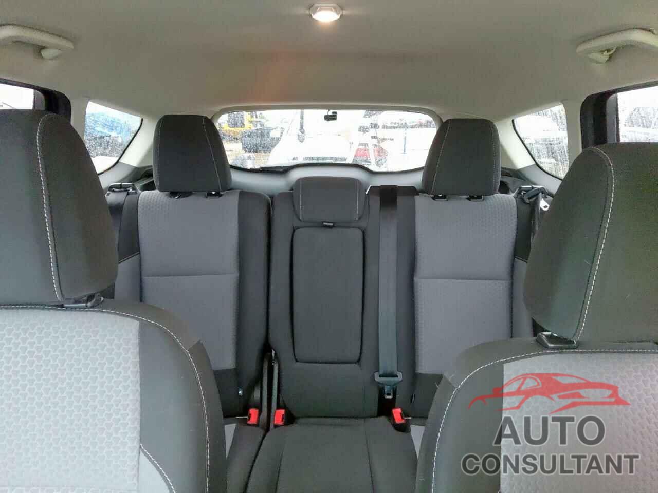 FORD ESCAPE 2017 - 1FMCU0GD8HUB93587