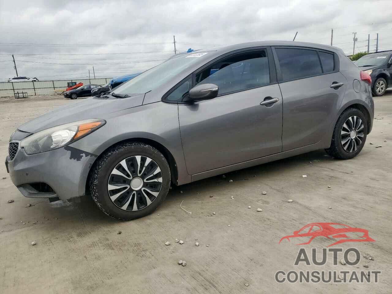 KIA FORTE 2016 - KNAFK5A85G5648403
