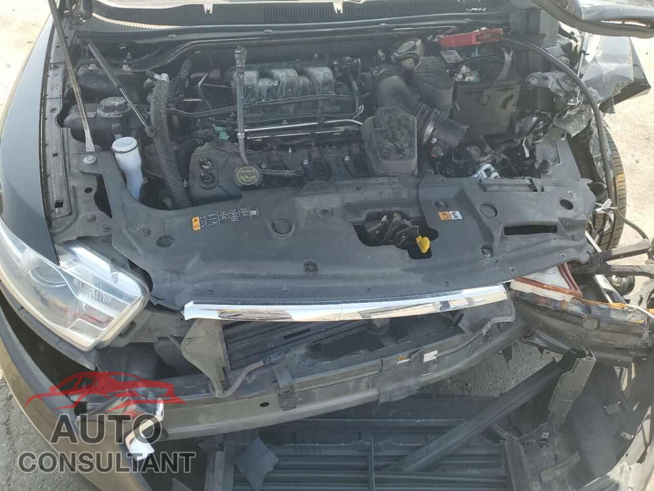 FORD TAURUS 2015 - 1FAHP2E86FG130511