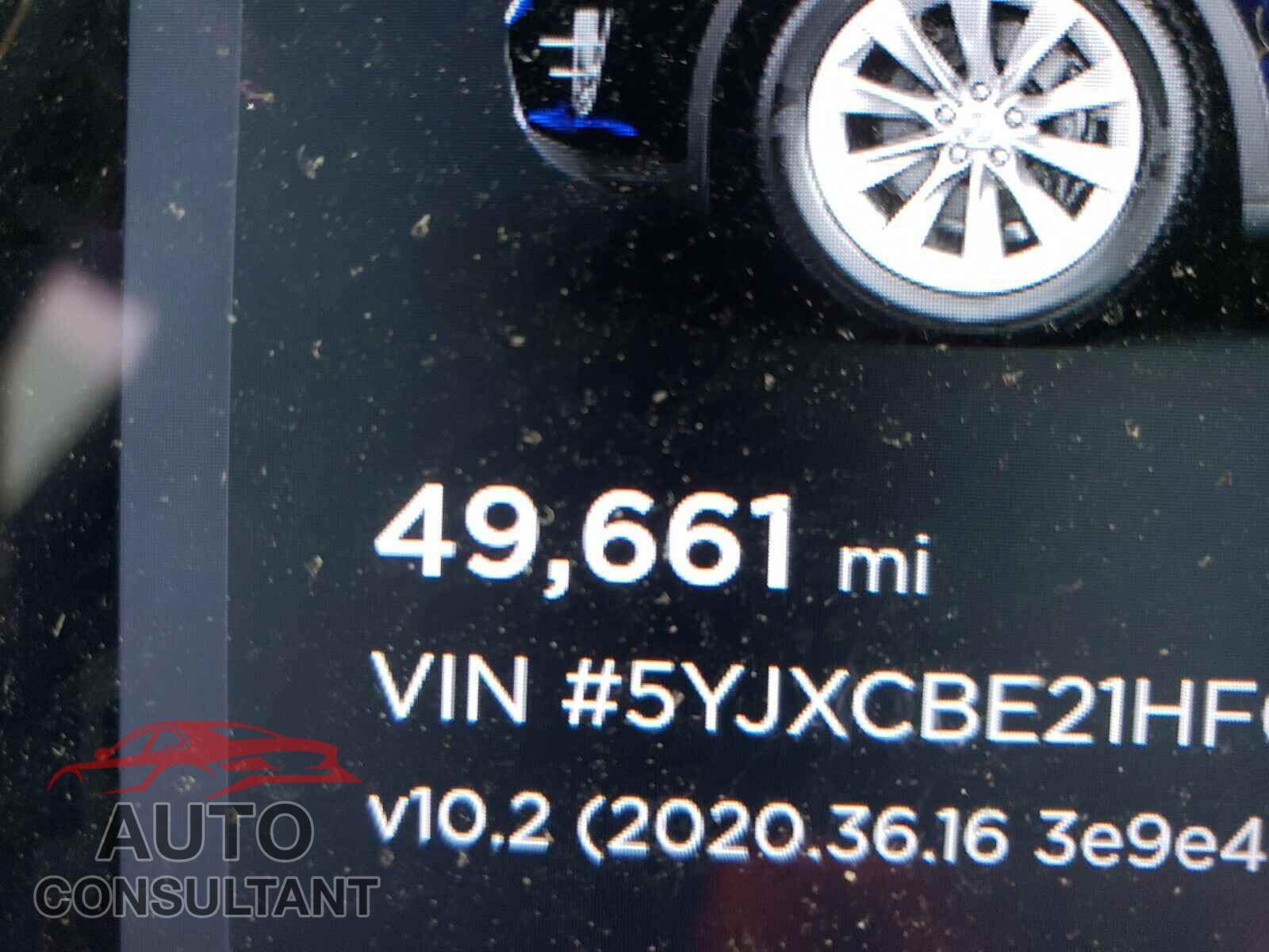 TESLA MODEL X 2017 - 5YJXCBE21HF077016