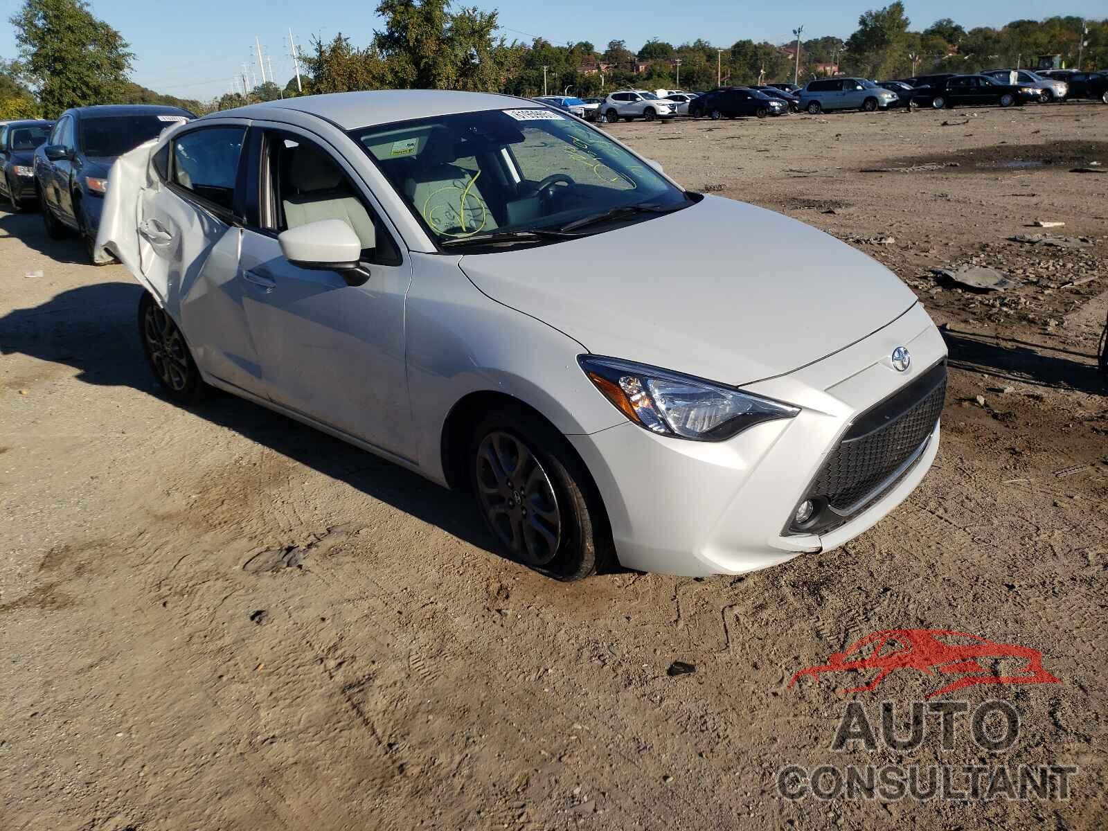 TOYOTA YARIS 2019 - 3MYDLBYV6KY507855