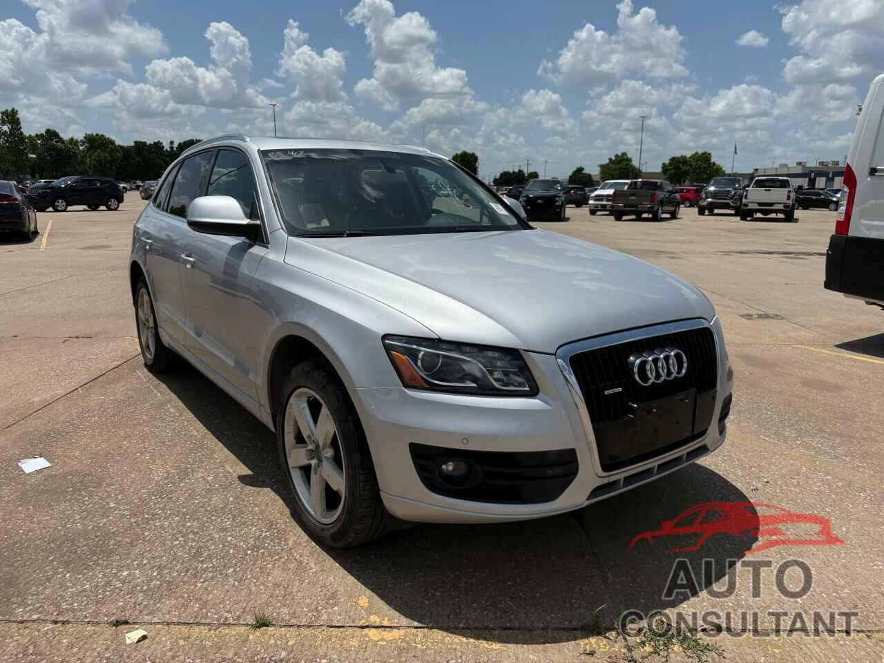 AUDI Q5 2010 - WA1VKBFP8AA072666