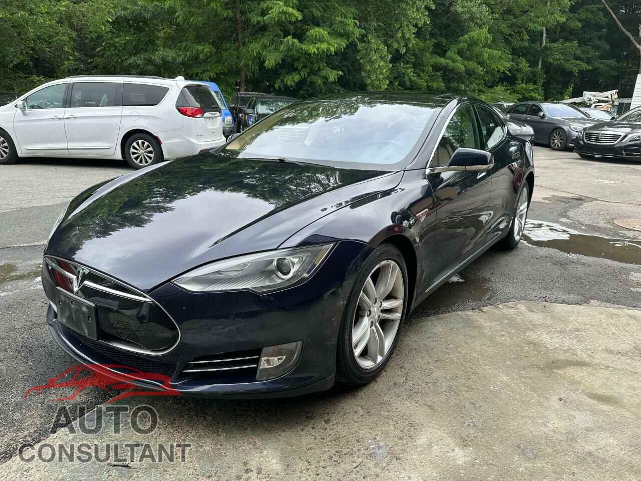 TESLA MODEL S 2014 - 5YJSA1H14EFP41320