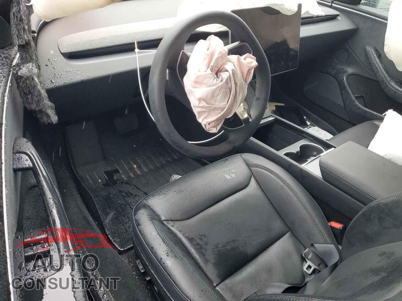TESLA MODEL 3 2024 - 5YJ3E1EB7RF794394