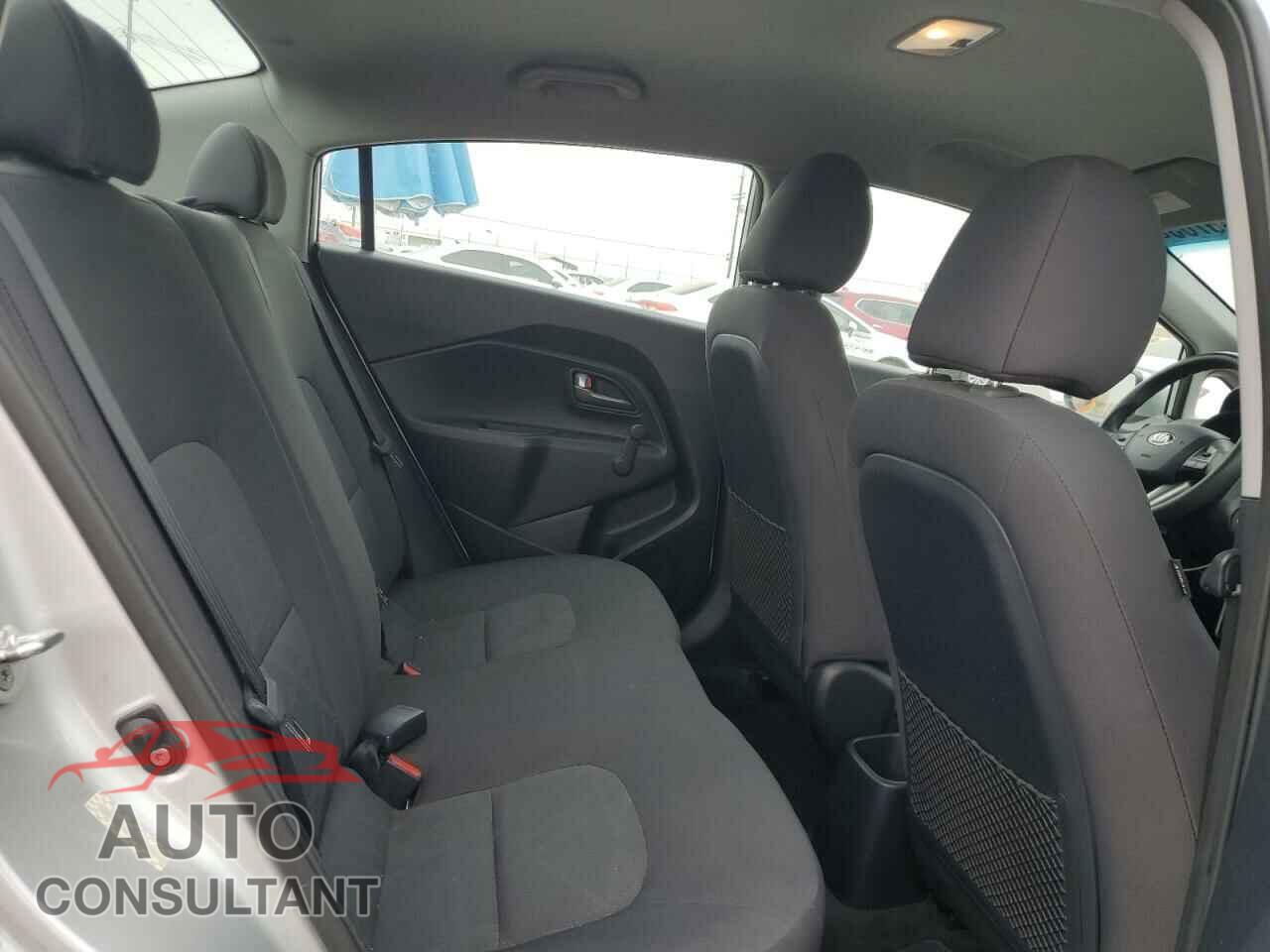KIA RIO 2014 - KNADM4A35E6419131
