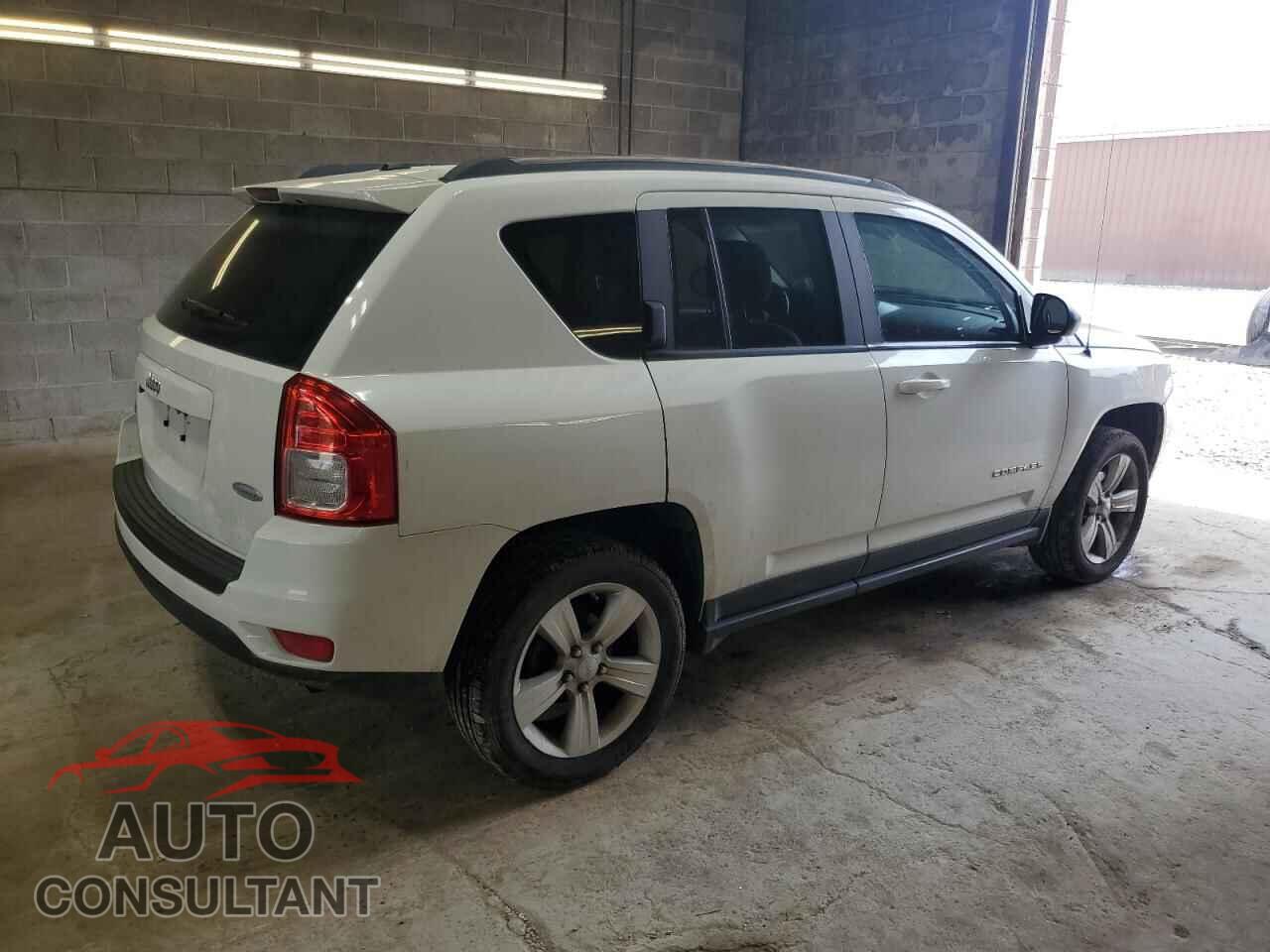 JEEP COMPASS 2011 - 1J4NF1FB3BD282529