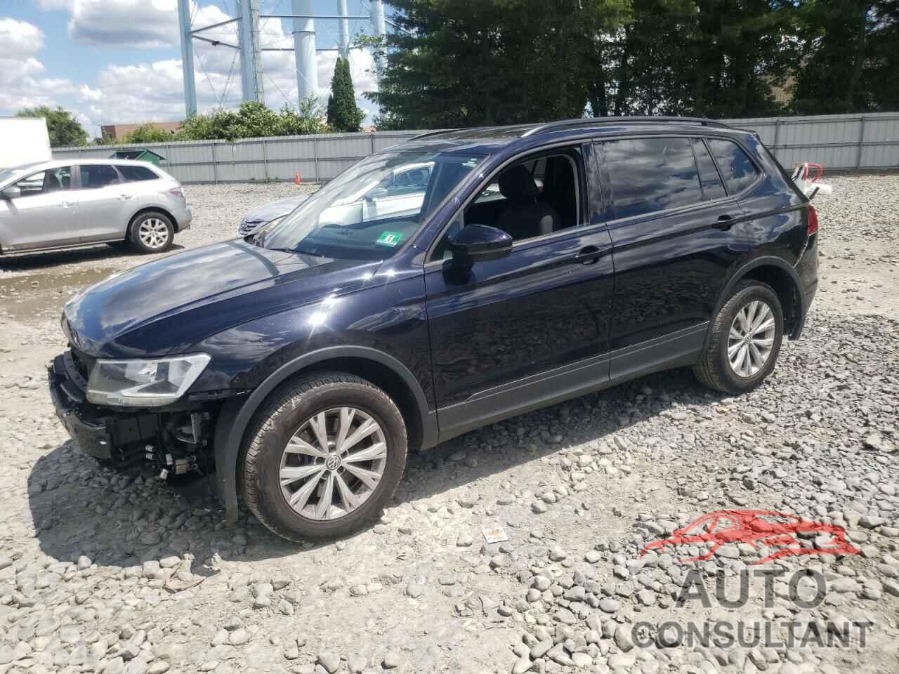 VOLKSWAGEN TIGUAN 2018 - 3VV1B7AX3JM098038