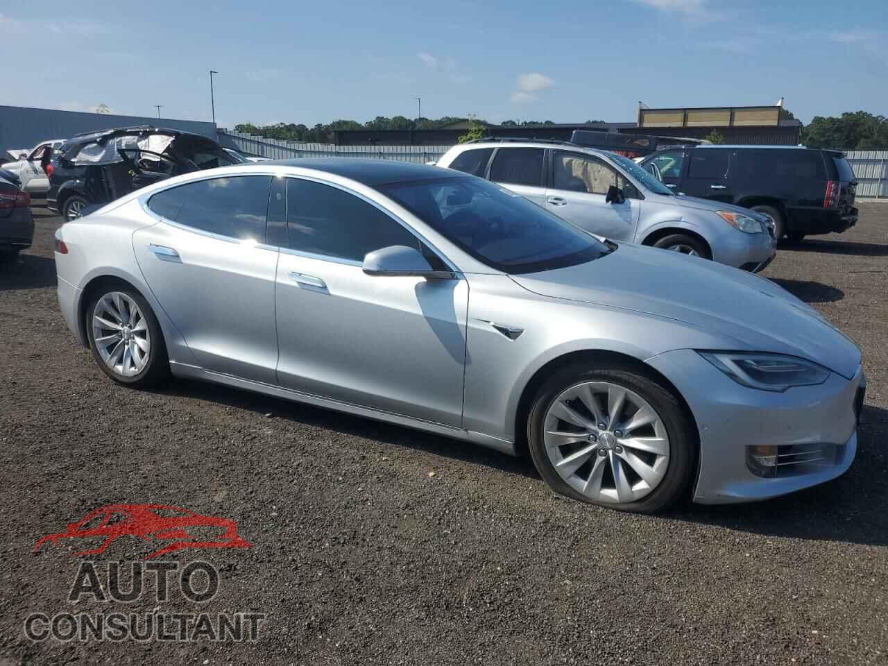 TESLA MODEL S 2018 - 5YJSA1E21JF253949