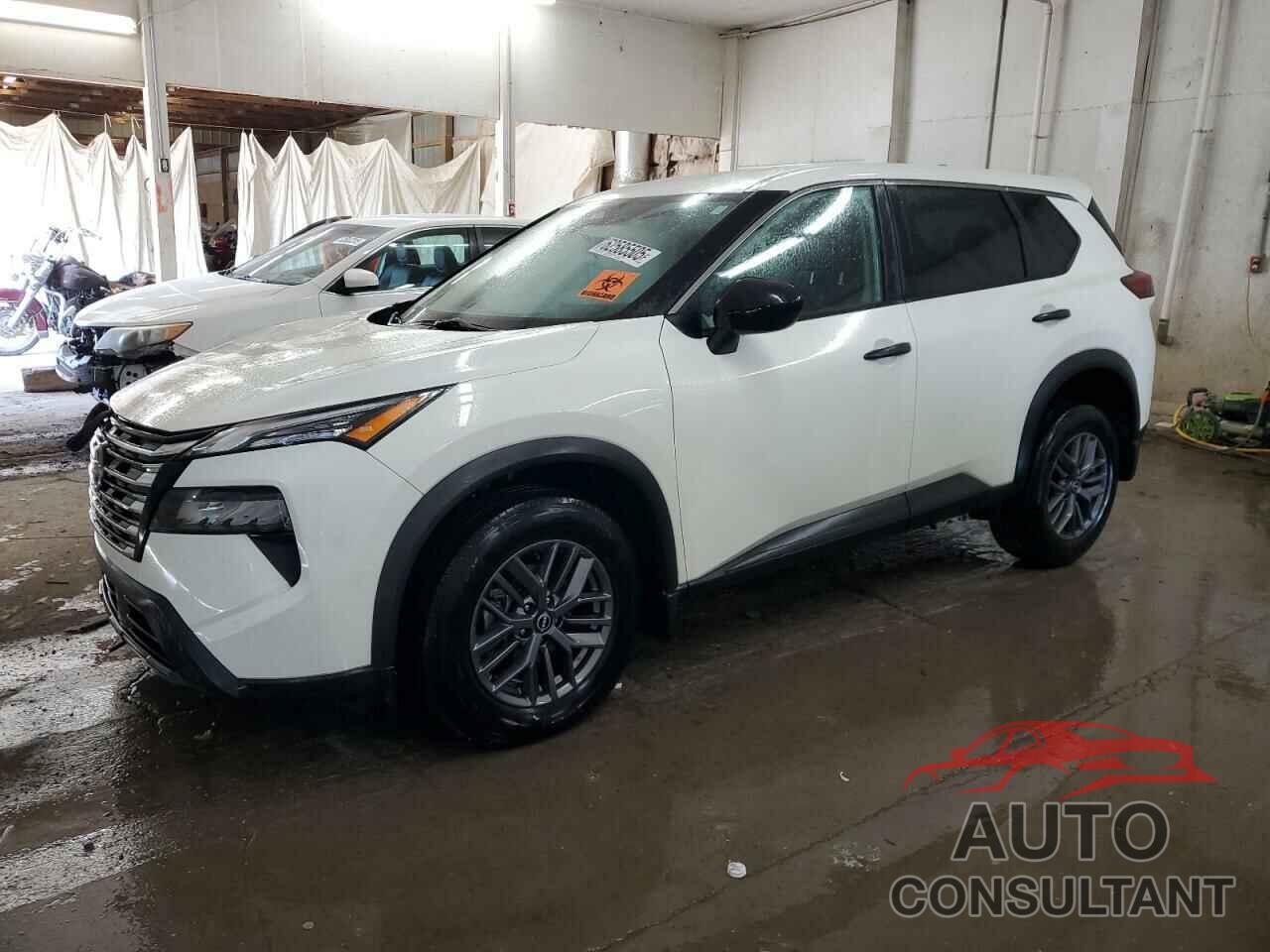 NISSAN ROGUE 2024 - 5N1BT3AB3RC760593