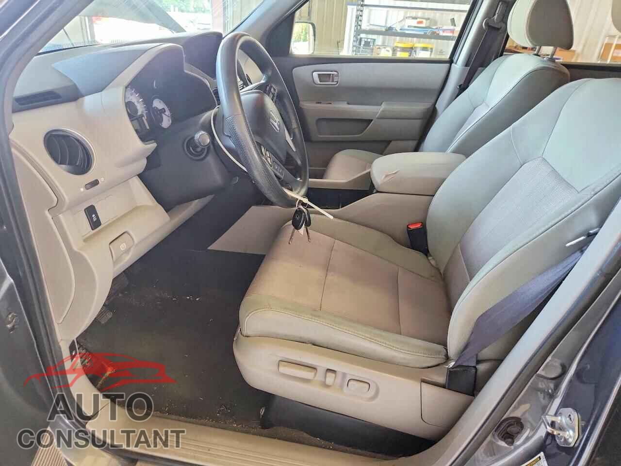HONDA PILOT 2013 - 5FNYF3H46DB011411