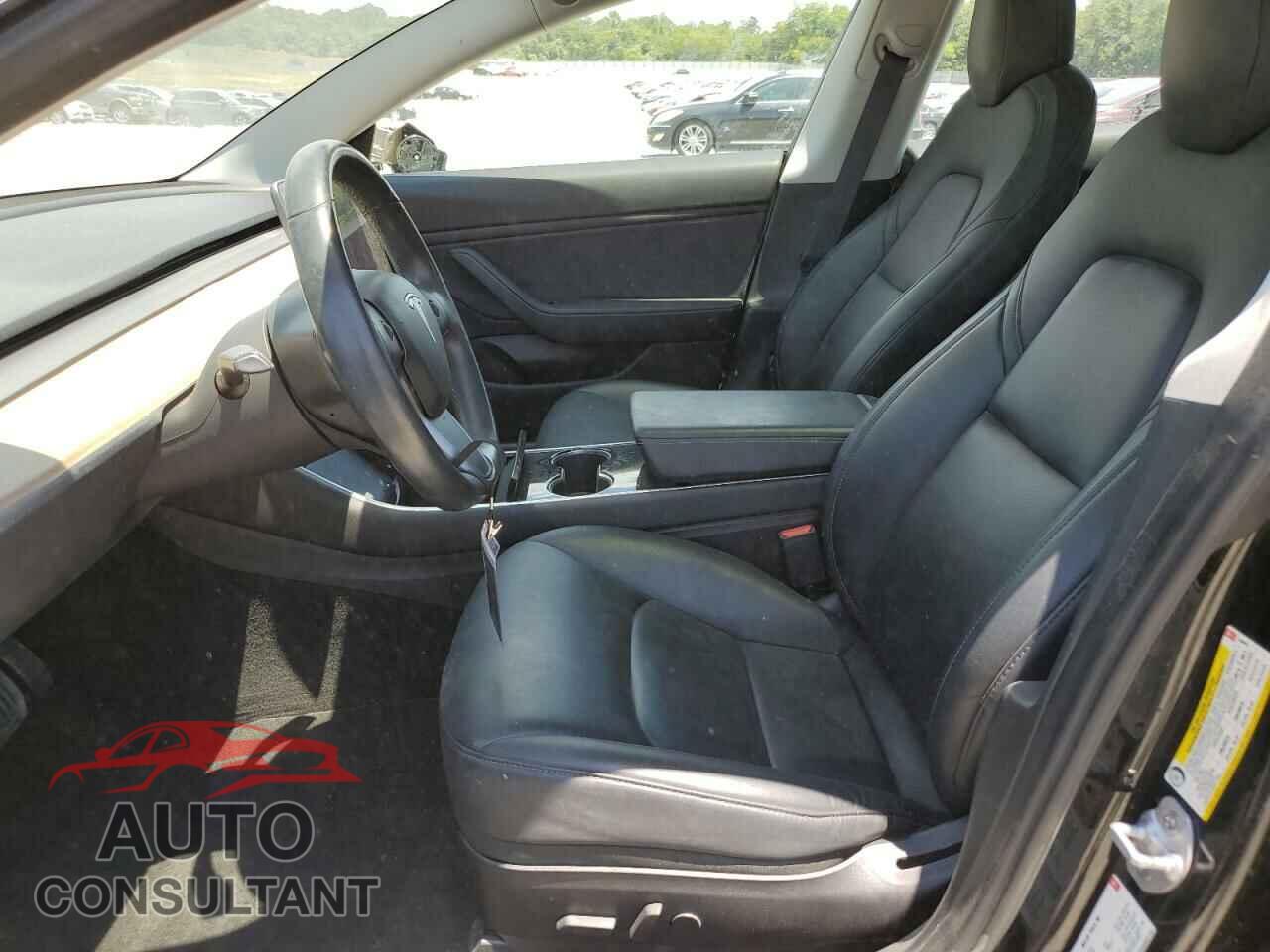 TESLA MODEL 3 2018 - 5YJ3E1EA4JF156681