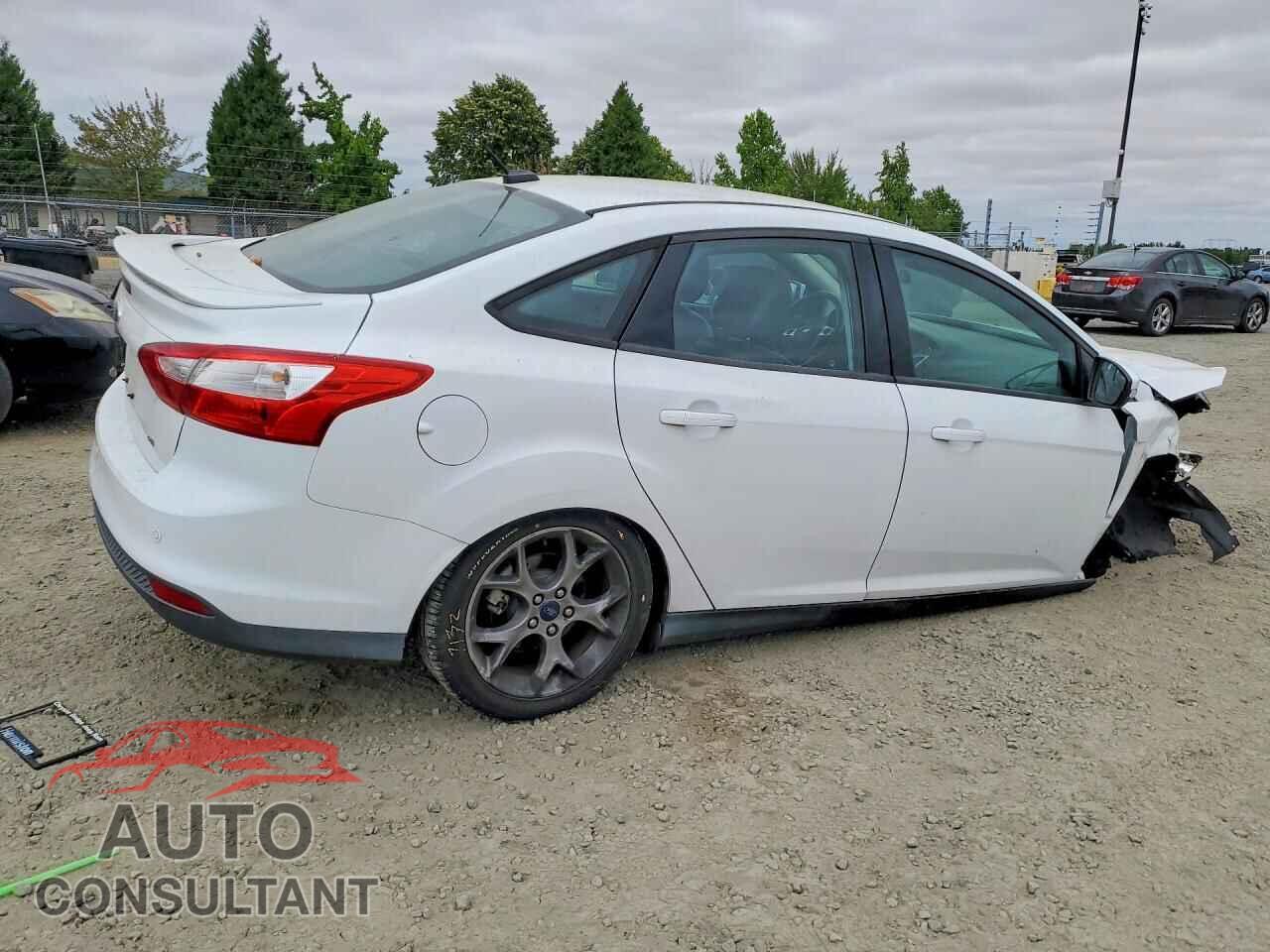 FORD FOCUS 2014 - 1FADP3F26EL287136