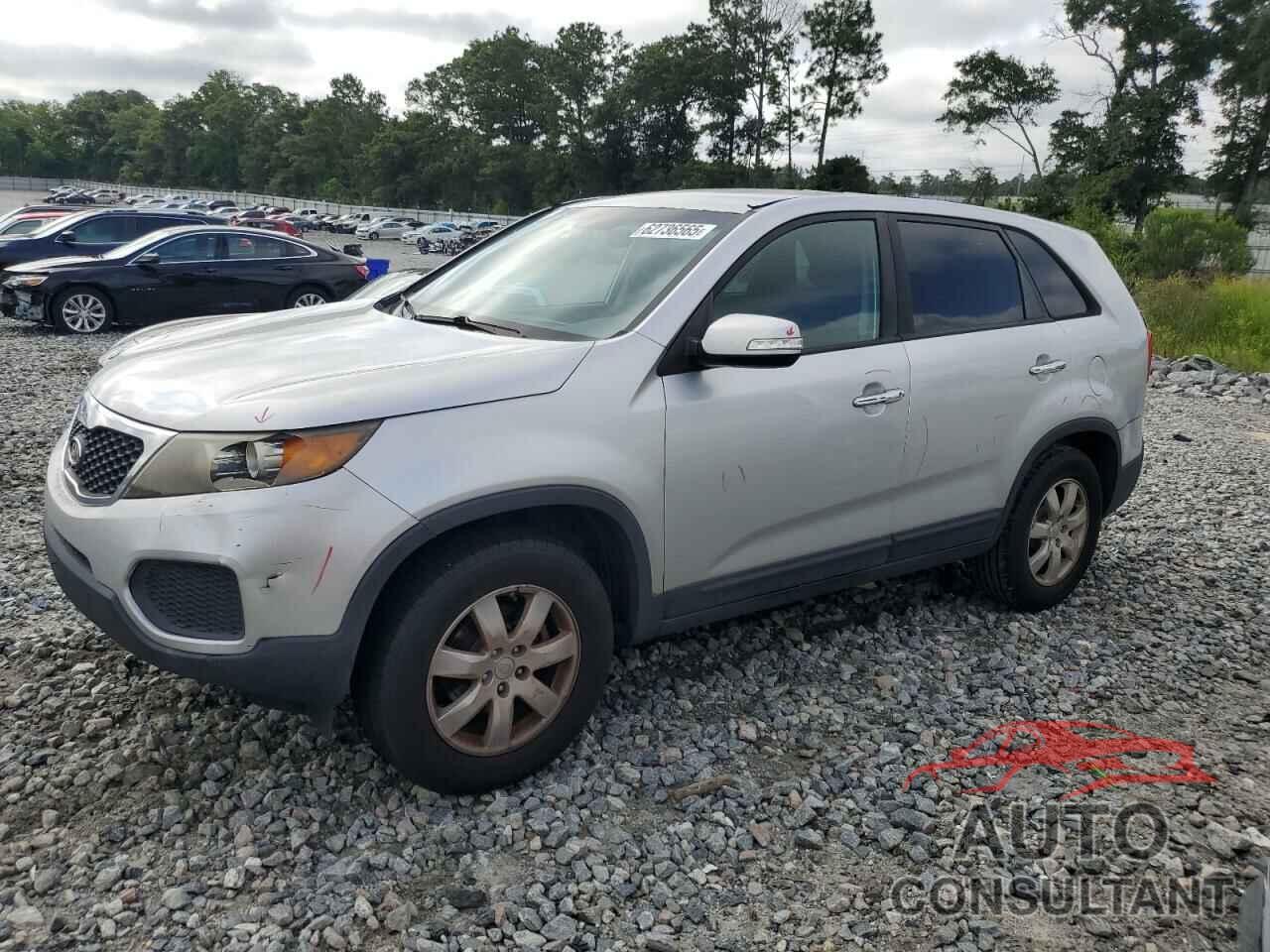 KIA SORENTO 2011 - 5XYKT3A11BG127135