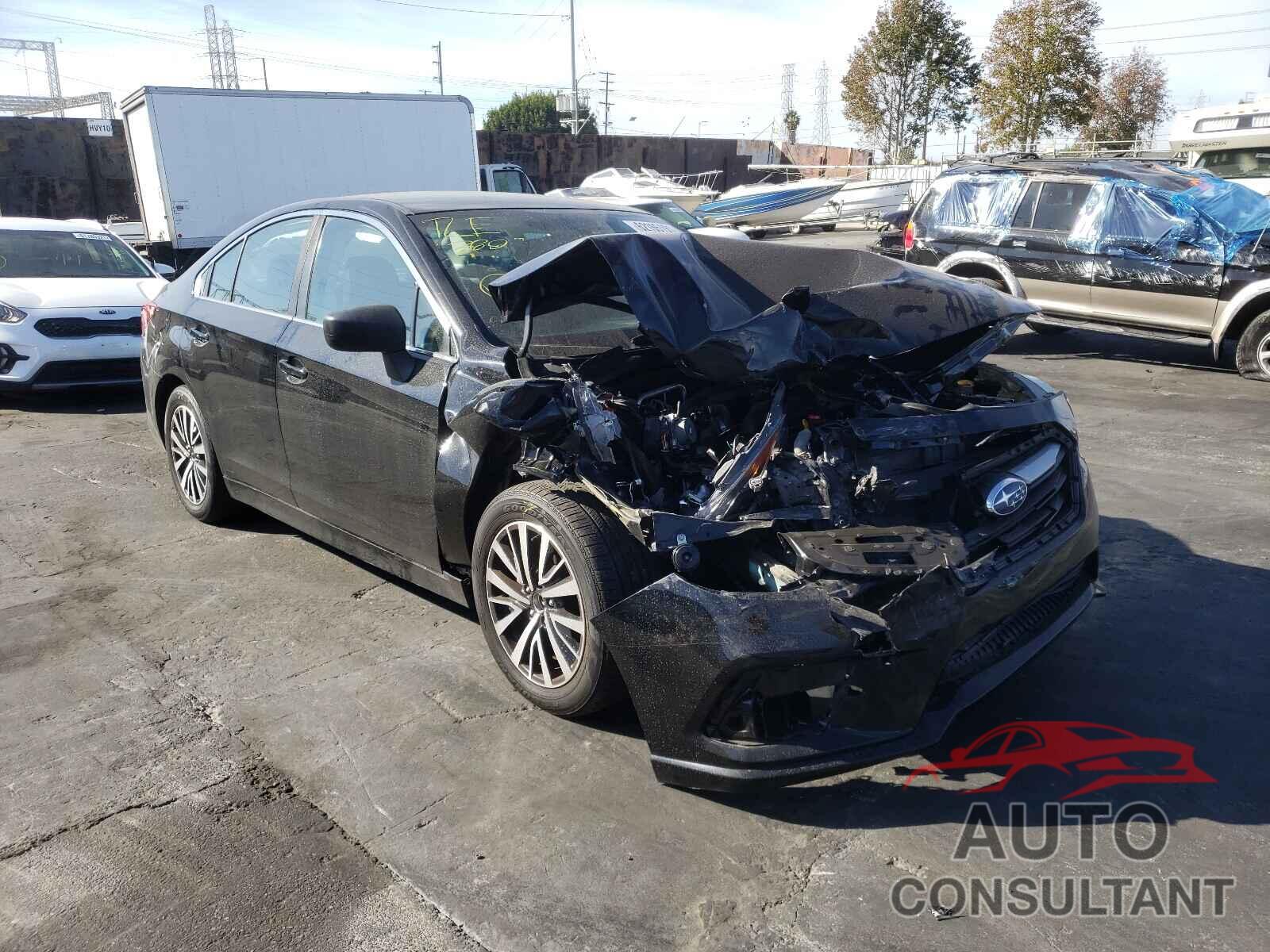 SUBARU LEGACY 2018 - 4S3BNAB66J3028063