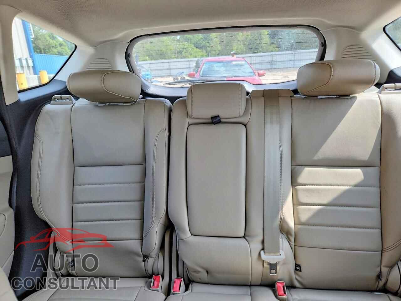 FORD CMAX 2014 - 1FADP5BU3EL502085