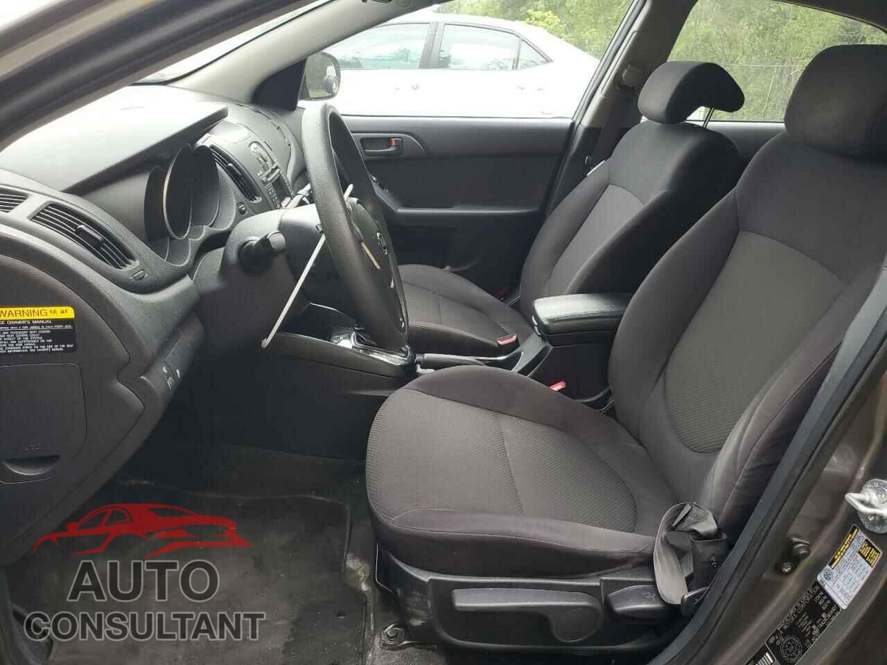 KIA FORTE 2012 - KNAFT4A2XC5614907