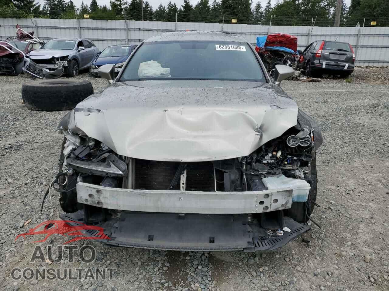LEXUS IS 2015 - JTHCF1D24F5022185