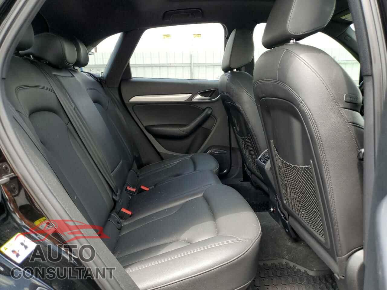AUDI Q3 2017 - WA1GCCFS1HR009162