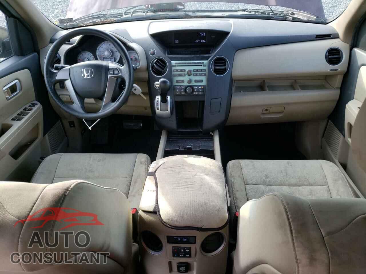 HONDA PILOT 2011 - 5FNYF4H24BB090224