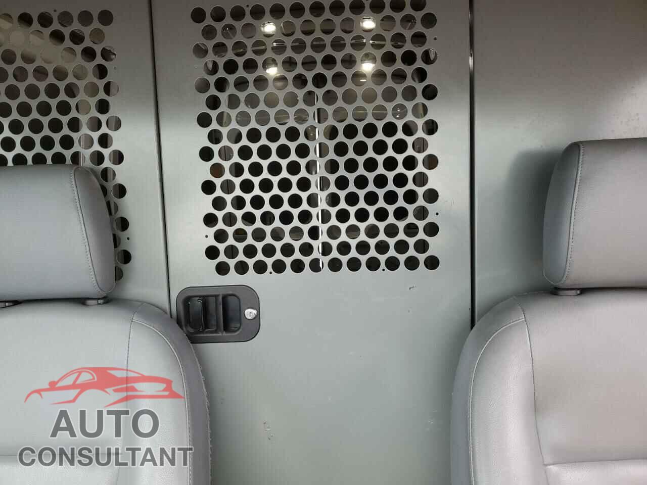 FORD TRANSIT 2018 - 1FTYR2XM2JKA61983