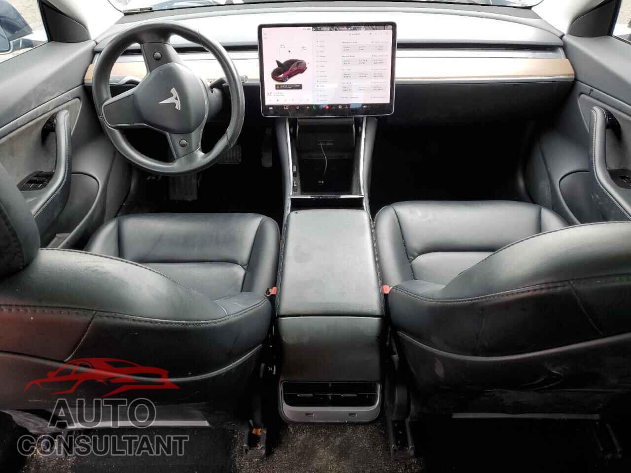 TESLA MODEL 3 2018 - 5YJ3E1EB9JF120218