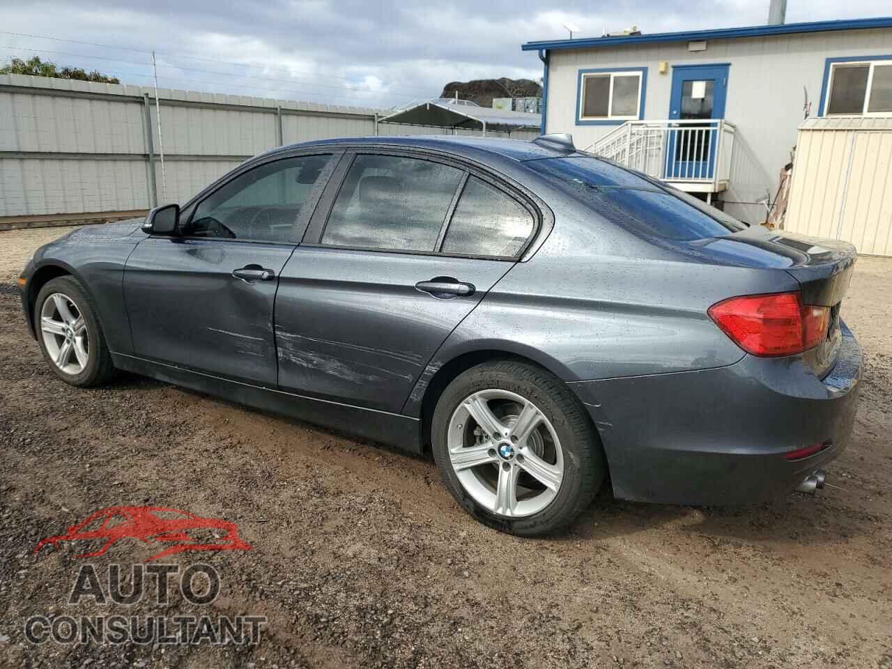 BMW 3 SERIES 2013 - WBA3A5C57DF359960