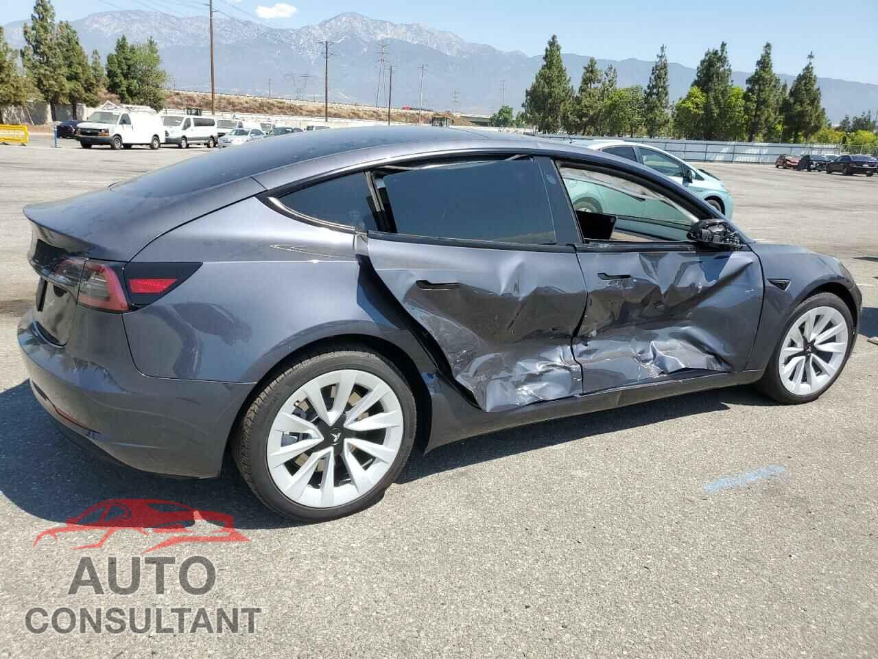 TESLA MODEL 3 2023 - 5YJ3E1EA0PF684971