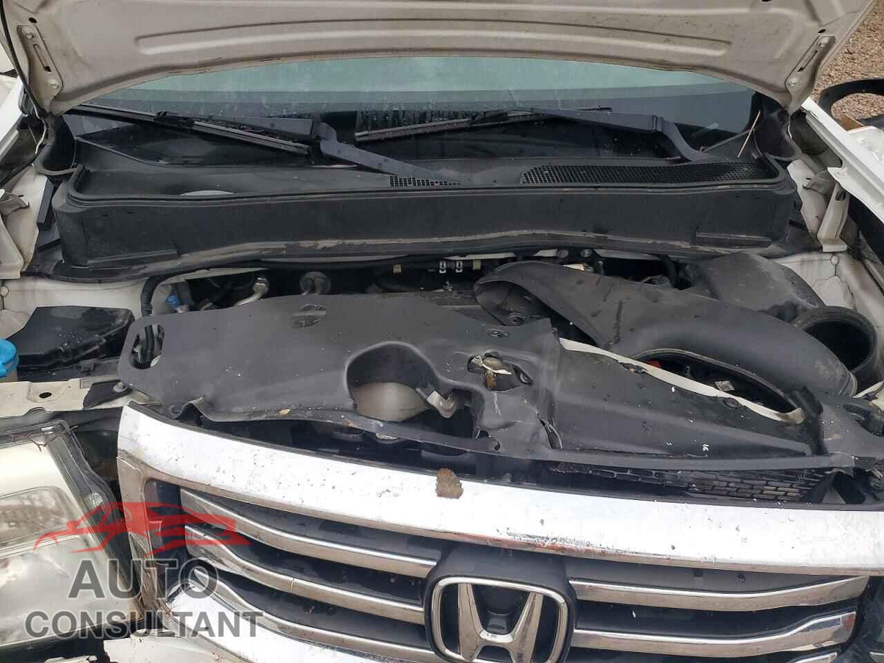 HONDA PILOT 2013 - 5FNYF3H58DB008762