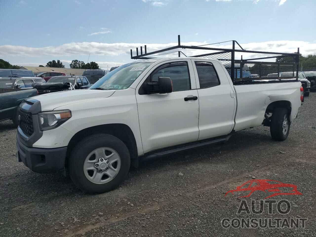 TOYOTA TUNDRA 2019 - 5TFCY5F1XKX024349