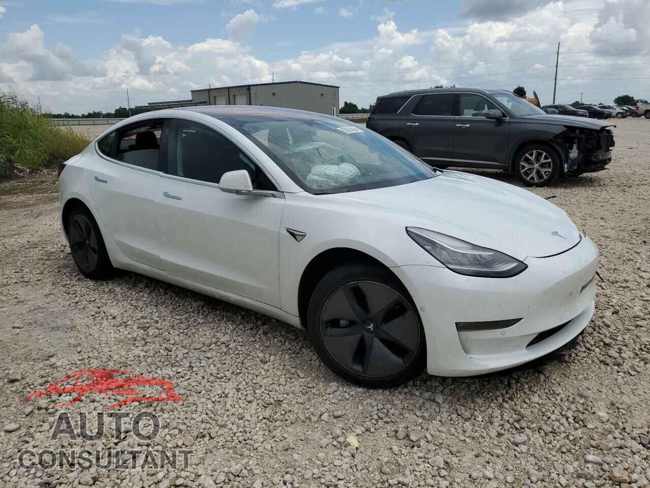TESLA MODEL 3 2018 - 5YJ3E1EA6JF030371