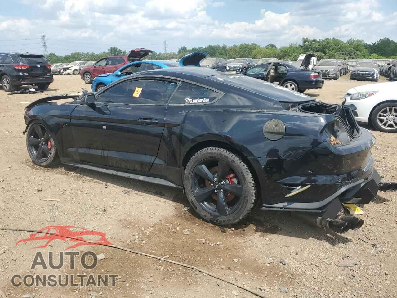 FORD MUSTANG 2021 - 1FA6P8CF0M5158101