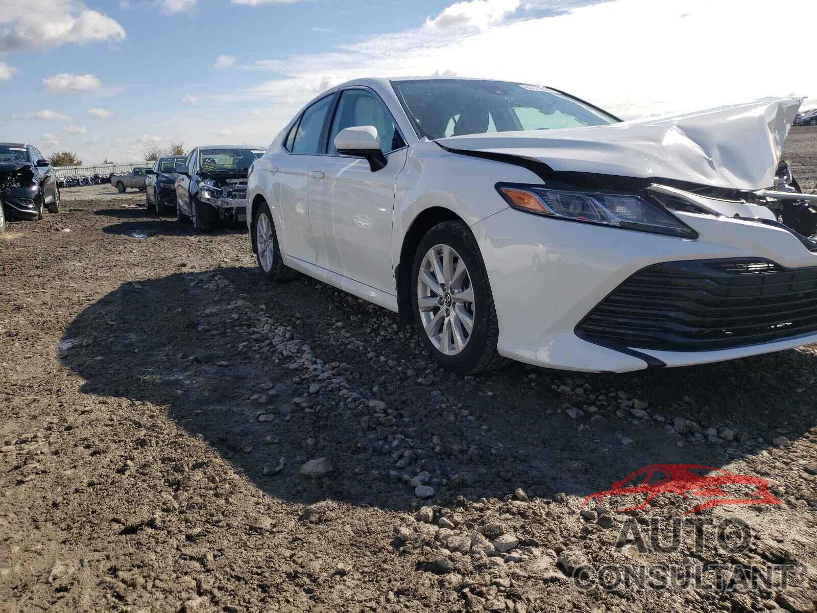TOYOTA CAMRY 2019 - 4T1B11HK8KU724947