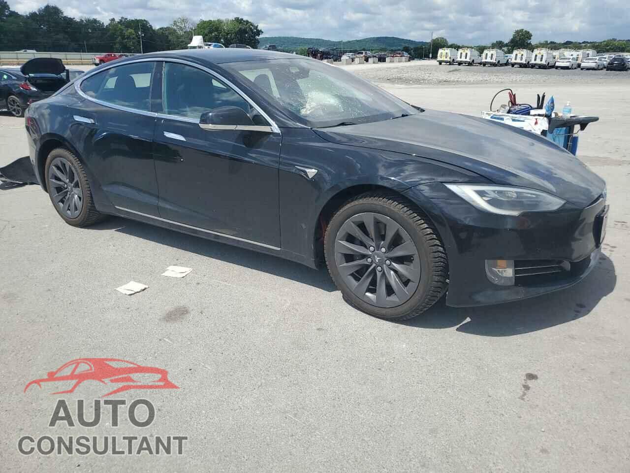 TESLA MODEL S 2018 - 5YJSA1E26JF247516