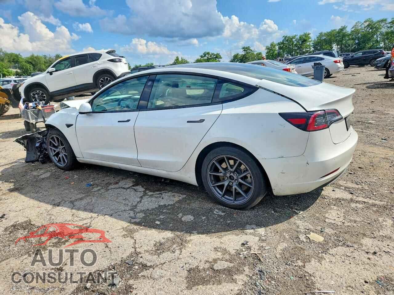 TESLA MODEL 3 2023 - 5YJ3E1EA4PF489469