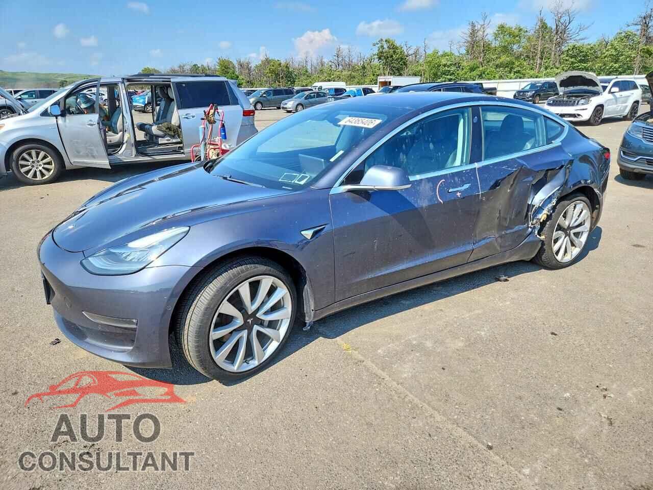 TESLA MODEL 3 2018 - 5YJ3E1EA3JF031087