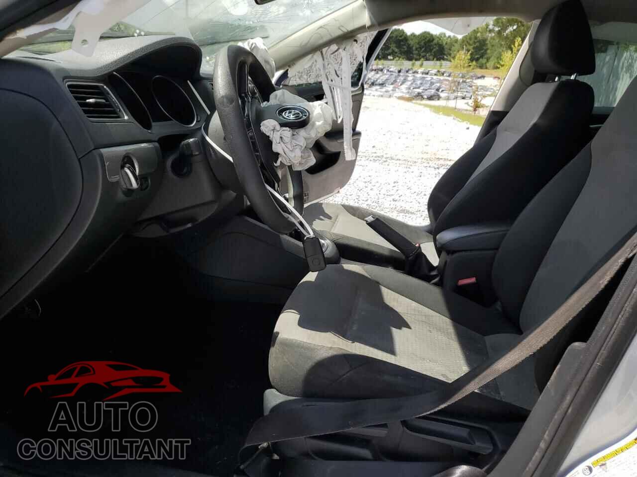 VOLKSWAGEN JETTA 2017 - 3VW2B7AJ7HM291833
