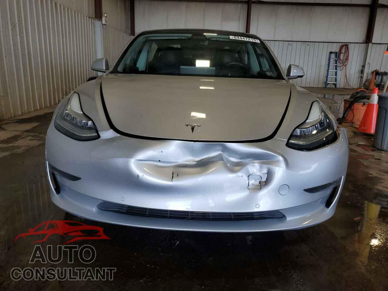 TESLA MODEL 3 2018 - 5YJ3E1EB2JF121470