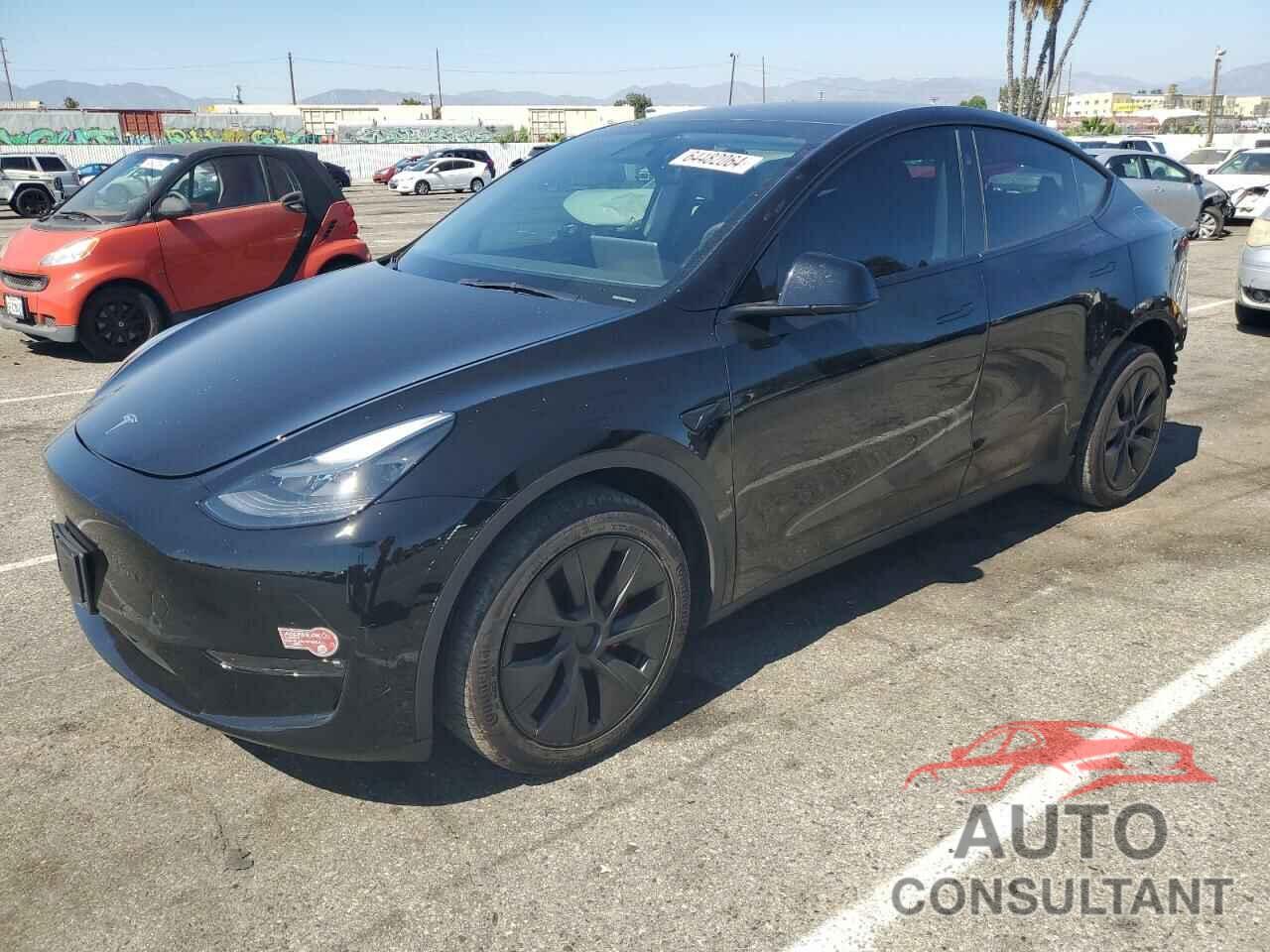 TESLA MODEL Y 2023 - 7SAYGDEE4PF904183