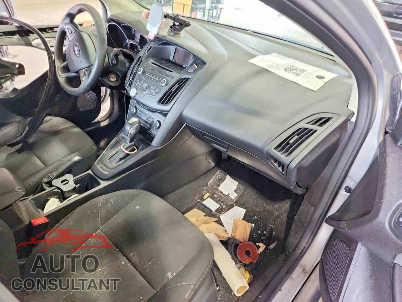 FORD FOCUS 2016 - 1FADP3F27GL402832