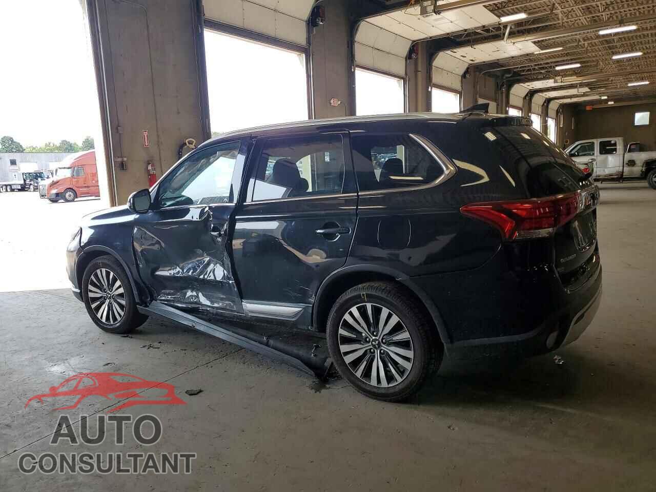 MITSUBISHI OUTLANDER 2020 - JA4AZ3A37LZ027100