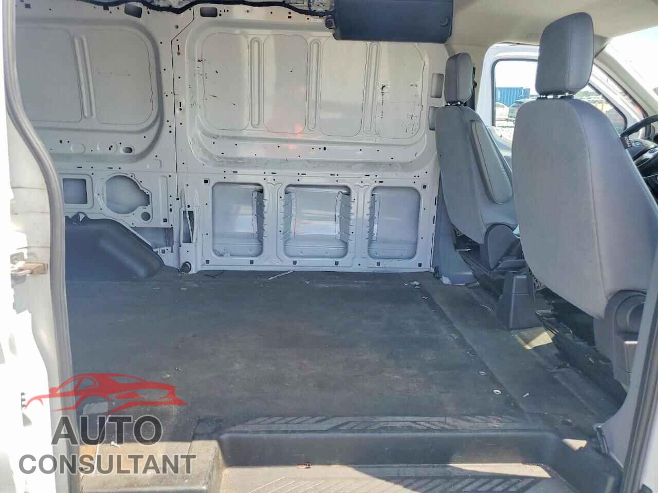 FORD TRANSIT 2019 - 1FTYE1YM3KKB09027