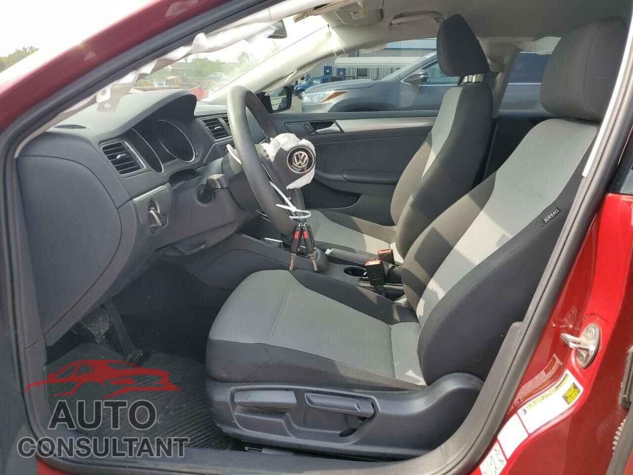 VOLKSWAGEN JETTA 2017 - 3VW2B7AJ2HM385683