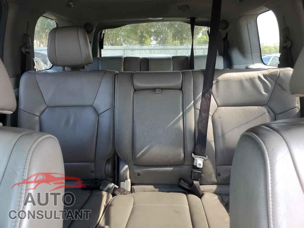HONDA PILOT 2013 - 5FNYF3H91DB005883