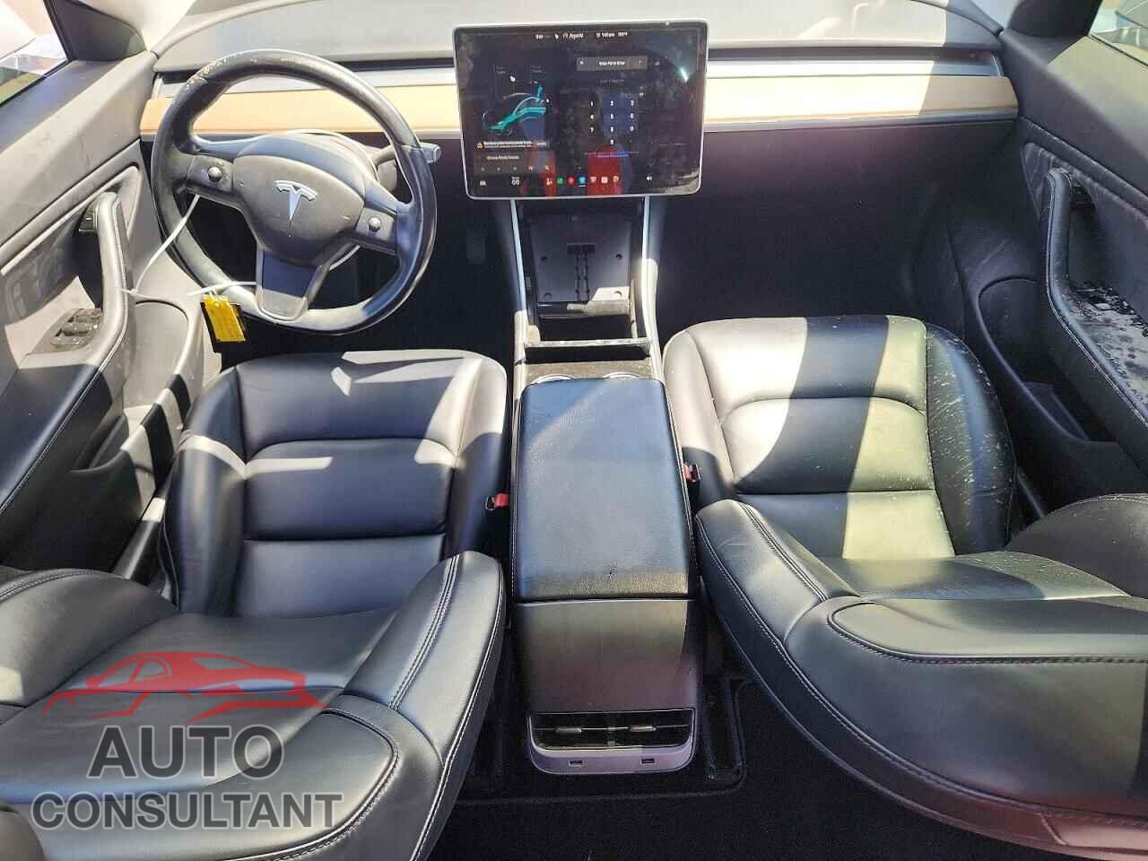 TESLA MODEL 3 2018 - 5YJ3E1EA0JF050132
