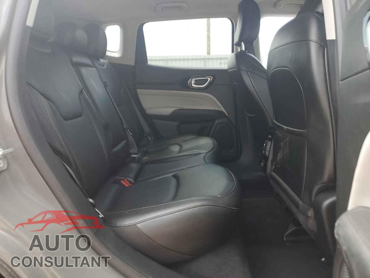 JEEP COMPASS 2022 - 3C4NJDCB8NT130528