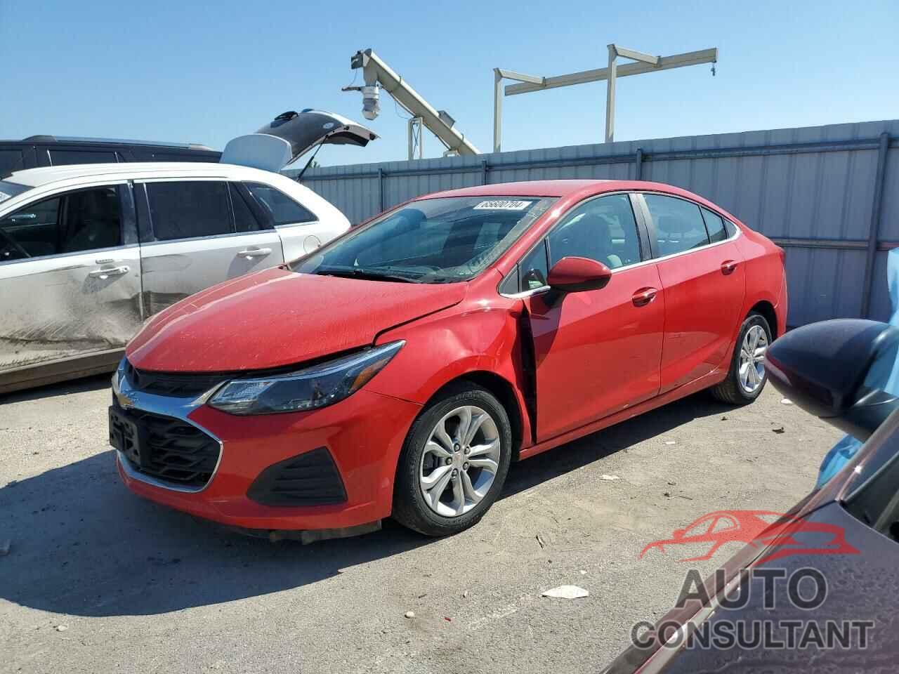 CHEVROLET CRUZE 2019 - 1G1BE5SMXK7124075