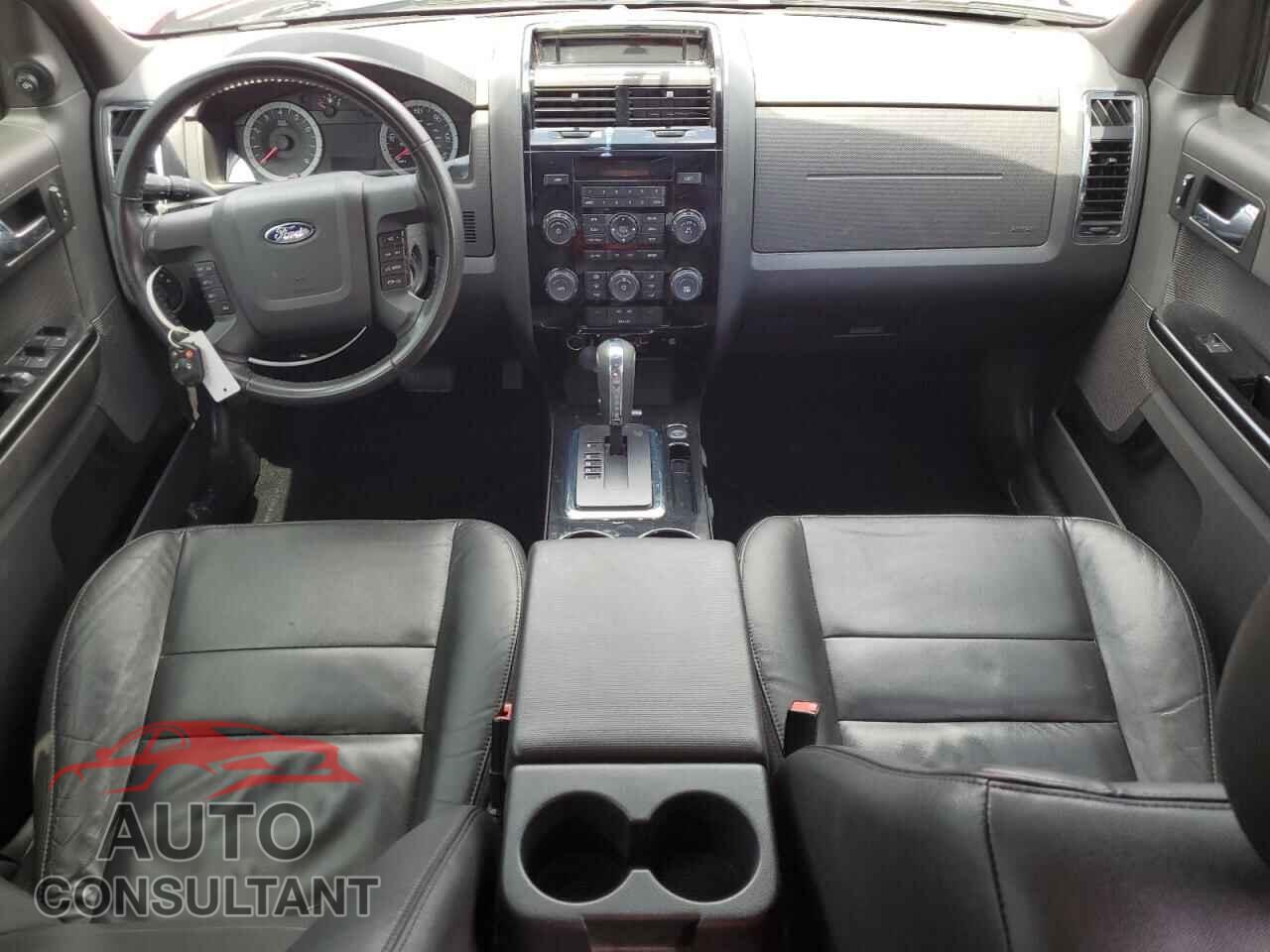 FORD ESCAPE 2011 - 1FMCU9EG5BKB72720
