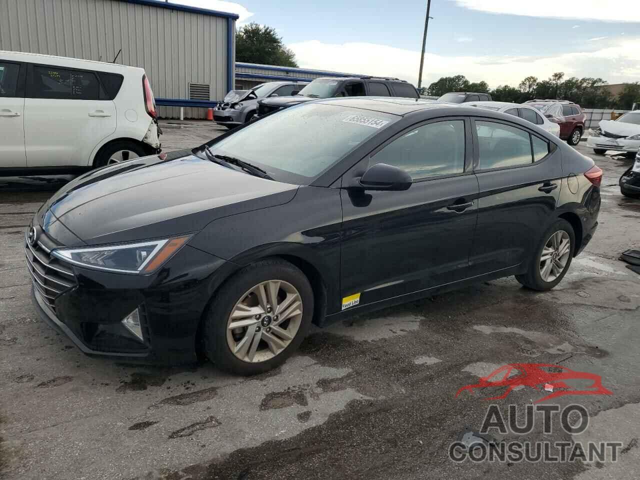 HYUNDAI ELANTRA 2020 - 5NPD84LF3LH520976