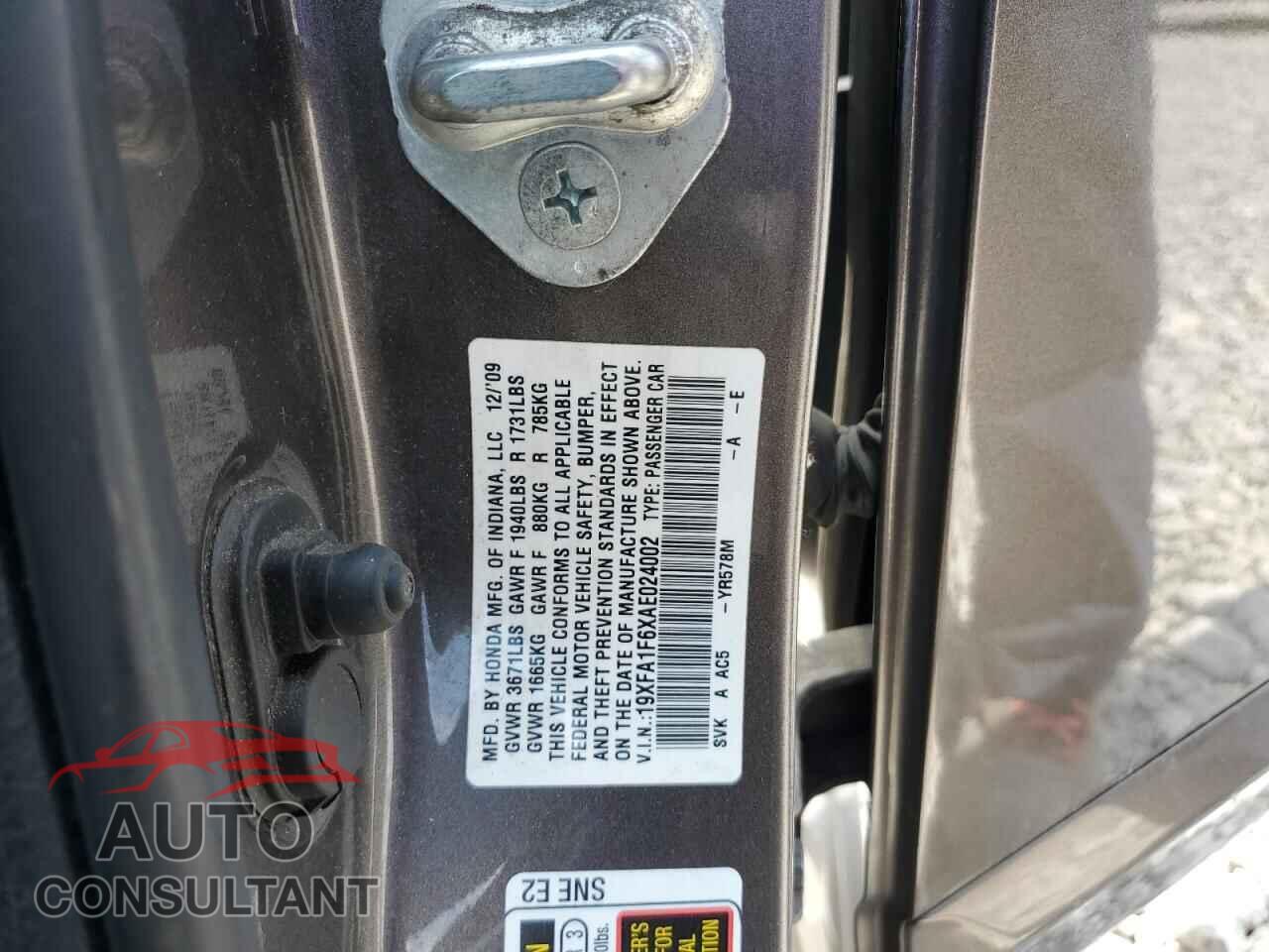 HONDA CIVIC 2010 - 19XFA1F6XAE024002
