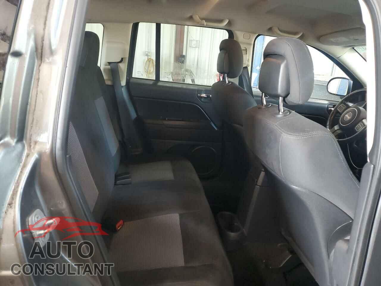 JEEP COMPASS 2013 - 1C4NJDEB3DD196552